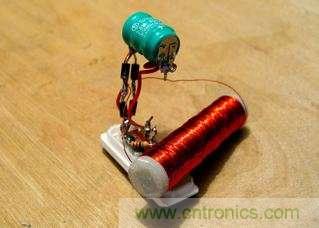 &ldquo;搖一搖&rdquo;手電筒DIY