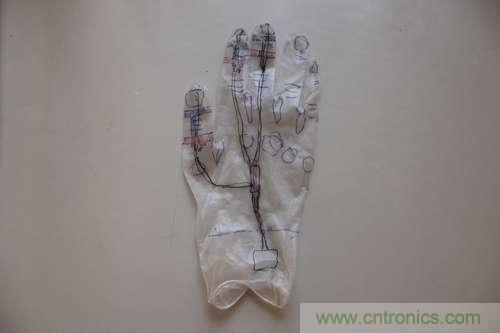LED多點(diǎn)觸控手套DIY:設(shè)計(jì)電路圖