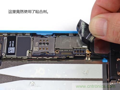 內部能否出&ldquo;彩&rdquo;？&ldquo;五彩機身&rdquo;iPhone 5C拆解揭秘