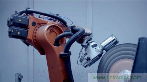 顛覆傳統(tǒng)設(shè)計，蘋果全新Mac Pro生產(chǎn)線探秘