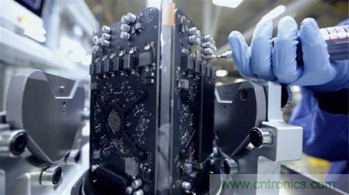 顛覆傳統(tǒng)設(shè)計，蘋果全新Mac Pro生產(chǎn)線探秘