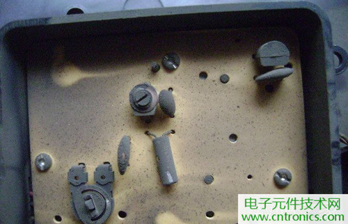 拆個(gè)老古董,日本精工石英電子掛鐘拆解