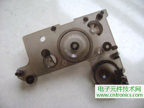 拆個(gè)老古董,日本精工石英電子掛鐘拆解