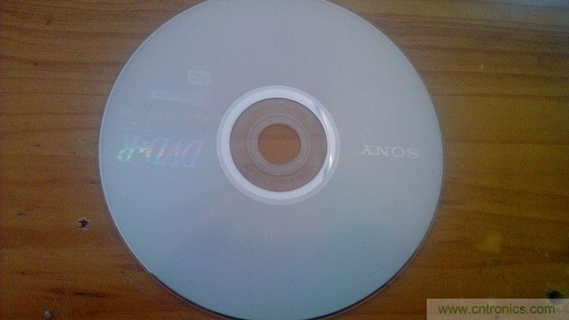 牛人力作!PCB版藍牙智能小車DIY