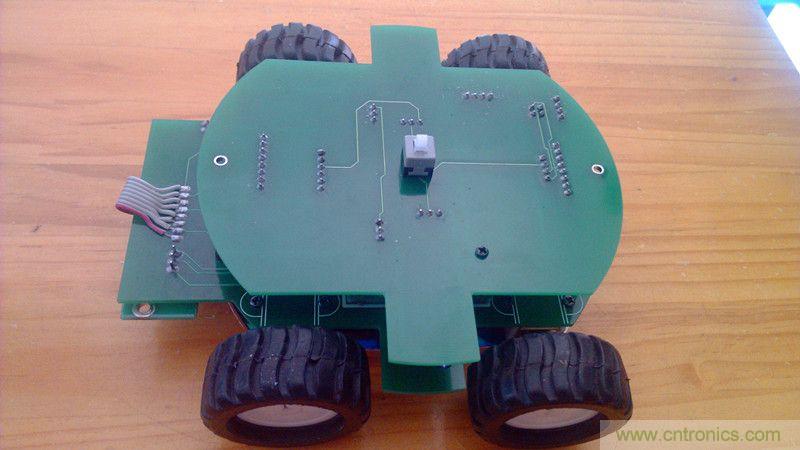 牛人力作!PCB版藍牙智能小車DIY