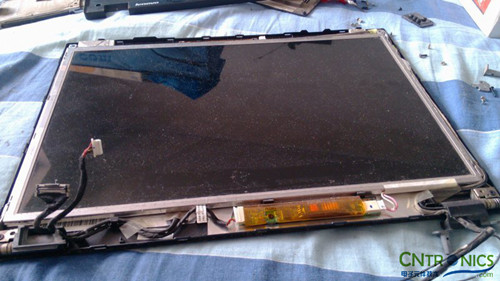 創(chuàng)意DIY：將筆記本大卸八塊做成臺(tái)式機(jī)！