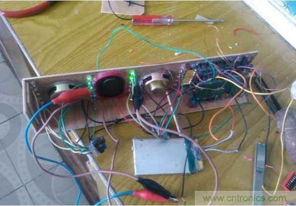 組裝，調試，安裝吸音棉