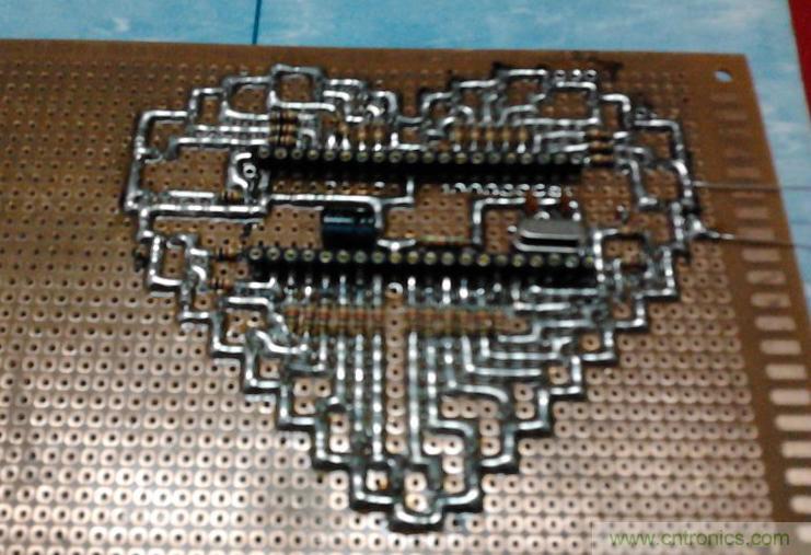 三八節(jié)將至！DIY心形LED流水燈！你們懂的~