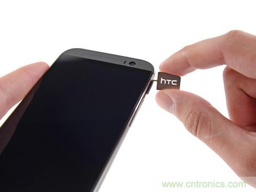 牛人強拆!新HTC One(M8)真機精密做工難修理