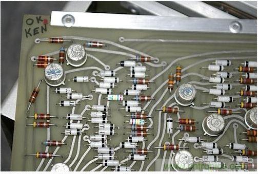 經典懷舊拆解！歷史彌留的可編程科學計算器 from 1966