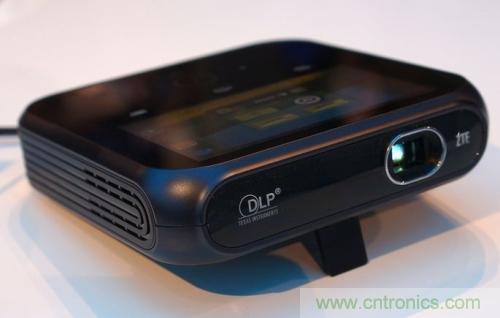 DLP微投掀翻消費電子市場，無屏顯示炙手可熱