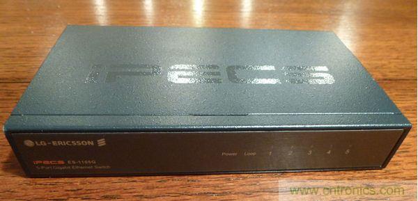 圖1：LG愛立信公司5口千兆以太網(GbE)交換機ES-1105G正面圖。