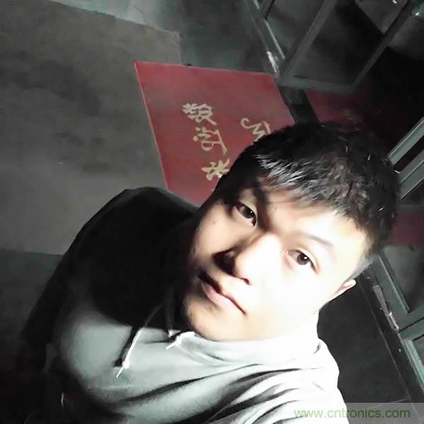 業界良心 LG V10 評測:剛毅、冷峻，不失人性化