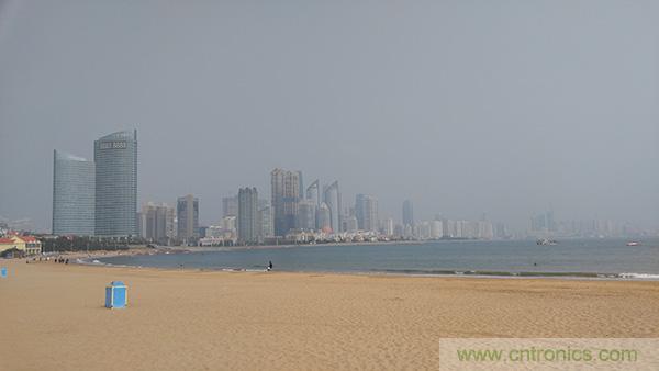 業界良心 LG V10 評測:剛毅、冷峻，不失人性化