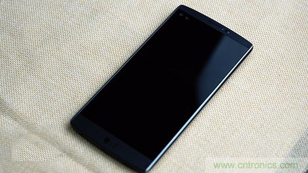 業界良心 LG V10 評測:剛毅、冷峻，不失人性化