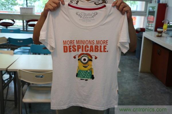 只有奶瓶大小的閃電去漬小神器 &mdash;&mdash;海爾咕咚手持式洗衣機