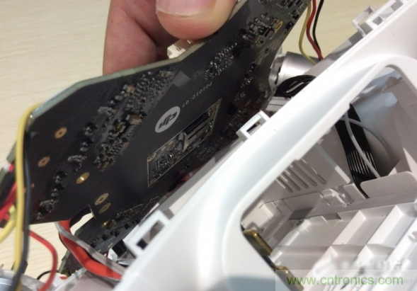 真飛機(jī)拆不著，那就來拆拆無人機(jī)&ldquo;鼻祖&rdquo;大疆吧！