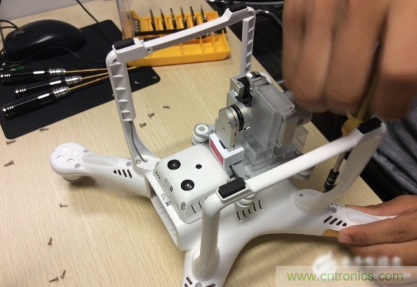 真飛機(jī)拆不著，那就來拆拆無人機(jī)&ldquo;鼻祖&rdquo;大疆吧！