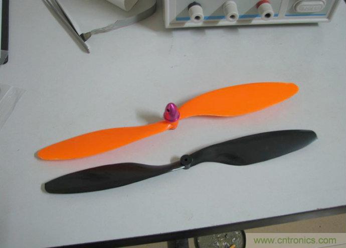 無人機 DIY 制作全過程，酷得不要不要的！