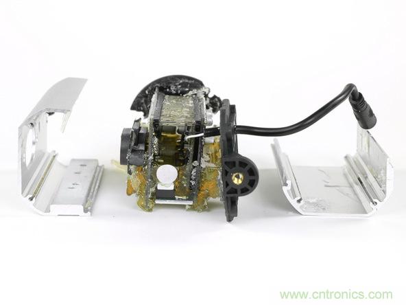 從電池到傳感器,完整拆解小米智能自行車