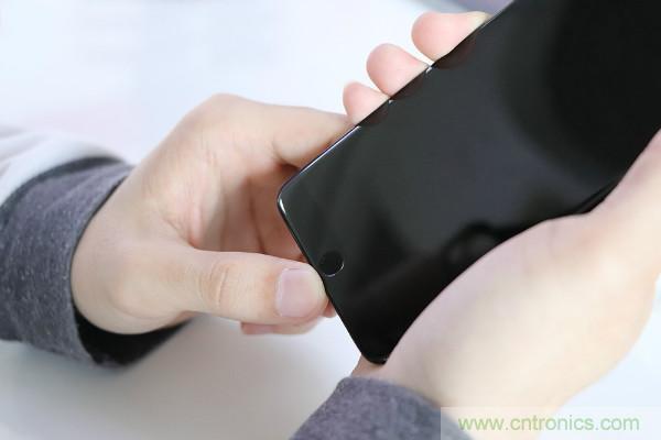 魅族M15拆解:做工精致,壓感Home鍵采用中國芯