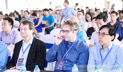 中美德三國院士和500位產(chǎn)學研領袖共商AI,可穿戴與智慧養(yǎng)老健康創(chuàng)新大計! 中美德三國院士和500位產(chǎn)學研領袖共商AI,可穿戴與智慧養(yǎng)老健康創(chuàng)新大計!