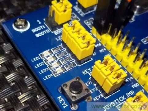 如何最好地計算DAC的信號鏈誤差預(yù)算?